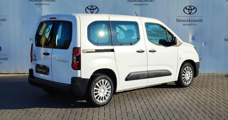 Toyota Proace City Verso cena 87900 przebieg: 39764, rok produkcji 2020 z Wałbrzych małe 254